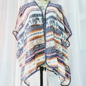 Live 4 Truth Kimono w/ Elephants Top Sz. Small